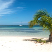 Bando Beach, Utila, Honduras