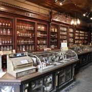 New Orleans Pharmacy Museum