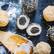 Black Sesame Rice Cake