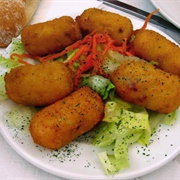 Croquettes, France