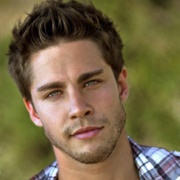 Dean Geyer