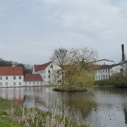 Usserød