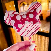 Gingerbread-Almond Cake Pop