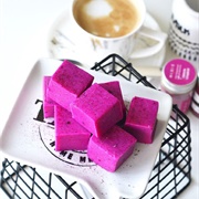 Dragonfruit White Chocolate Fudge