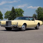 Lincoln Continental Mark IV