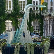 Statue Saxophone Water Clock, Dinant