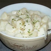 Potatoes With White Sauce