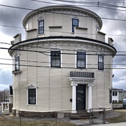 Somerville Round House