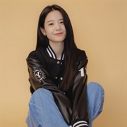 Gyuri: Fromis_9
