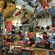 Fawcett's Antique Toy and Art Museum