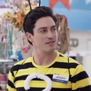 Disappearing Bee Crisis (Jonah, Superstore)