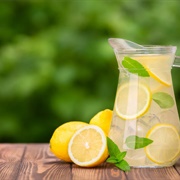 Still (Non-Sparkling) Lemonade
