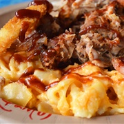 Baked Macaroni & Cheese With Pulled Pork