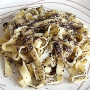 Mákos Tészta, Hungary