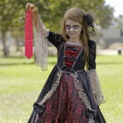 Zombie (Anna-Kat, American Housewife)