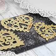 12 Heart-Shaped Lace Pancakes