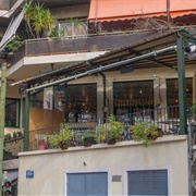 Armparoriza, Pagkrati