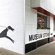 Esse Purse Museum & Store