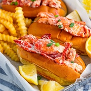 Lobster Roll With Fries