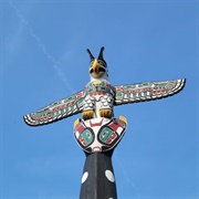 Kwa-Ma-Rolas Totem Pole