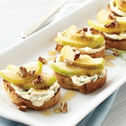 Brie, Pear & Honey Crostini
