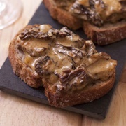 Croûte Aux Morilles