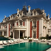 Stay at a Four Seasons