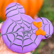 Minnie Spider Shortbread Cookie