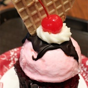 Ice Cream Sundae Cupcake