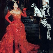 Glenn Close in 102 Dalmatians