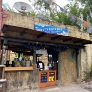 Thirsty River Bar and Trek Snacks