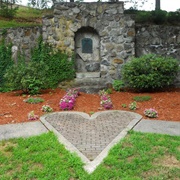 Sweetheart Memorial