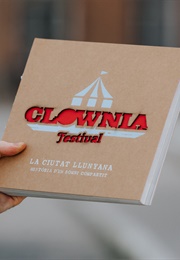 La Ciutat Llunyana (Txarango)