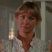 Dee Wallace