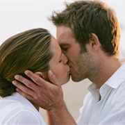 Sydney and Vaughn (Alias)