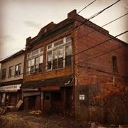 Stamford's Miniature Ghost Town