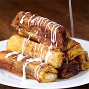 Cinnamon Roll French Toast Roll Ups