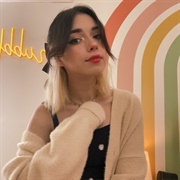 Shelby Grace (Heteromantic Asexual, She/Her)