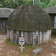 Tolstoy Park, the Unusual Home of Henry Stuart