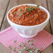 No-Cook Summer Tomato Sauce