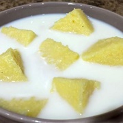 Mămăligă Cu Lapte