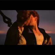 Titanic Kiss