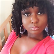 Noni Salma (Queer, Trans Woman, She/Her)