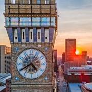 Bromo-Seltzer Arts Tower