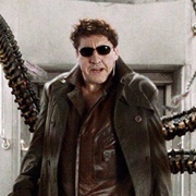 Alfred Molina - Doctor Octopus