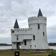 Fisherman's Castle on the Irish Bayou