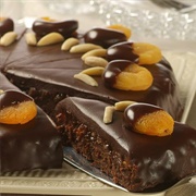Apricot Chocolate Cake