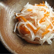Daikon Carrot Salad