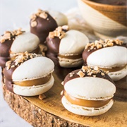 Toffee Macaron
