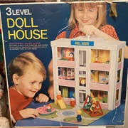 Plastic Doll House With Functioning Elevator